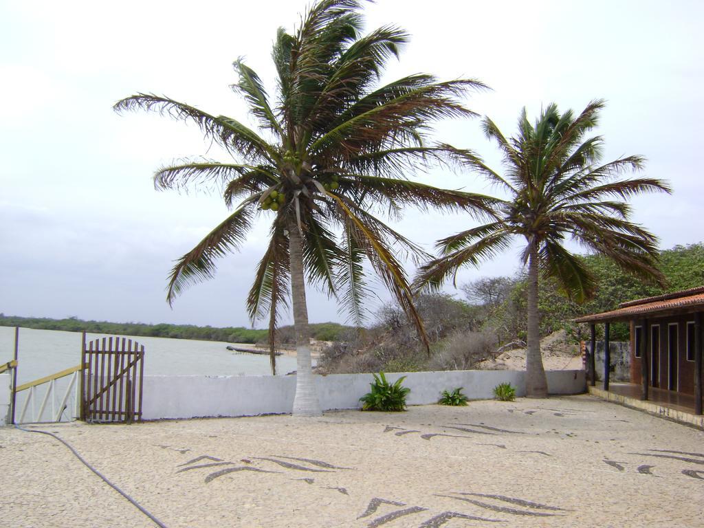 Pousada Paraiso Das Canárias Екстериор снимка
